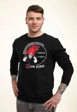 Disney Villains Relationship On Fire - Sweater - Black -Disney 3e9801d9151743c7887bc72cc0f7a247 scaled