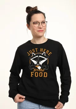 Disney Pocahontas Meeko Here For Food - Sweater - Black -Disney b79d1ef62a054bf7903168d9f85eb074 scaled